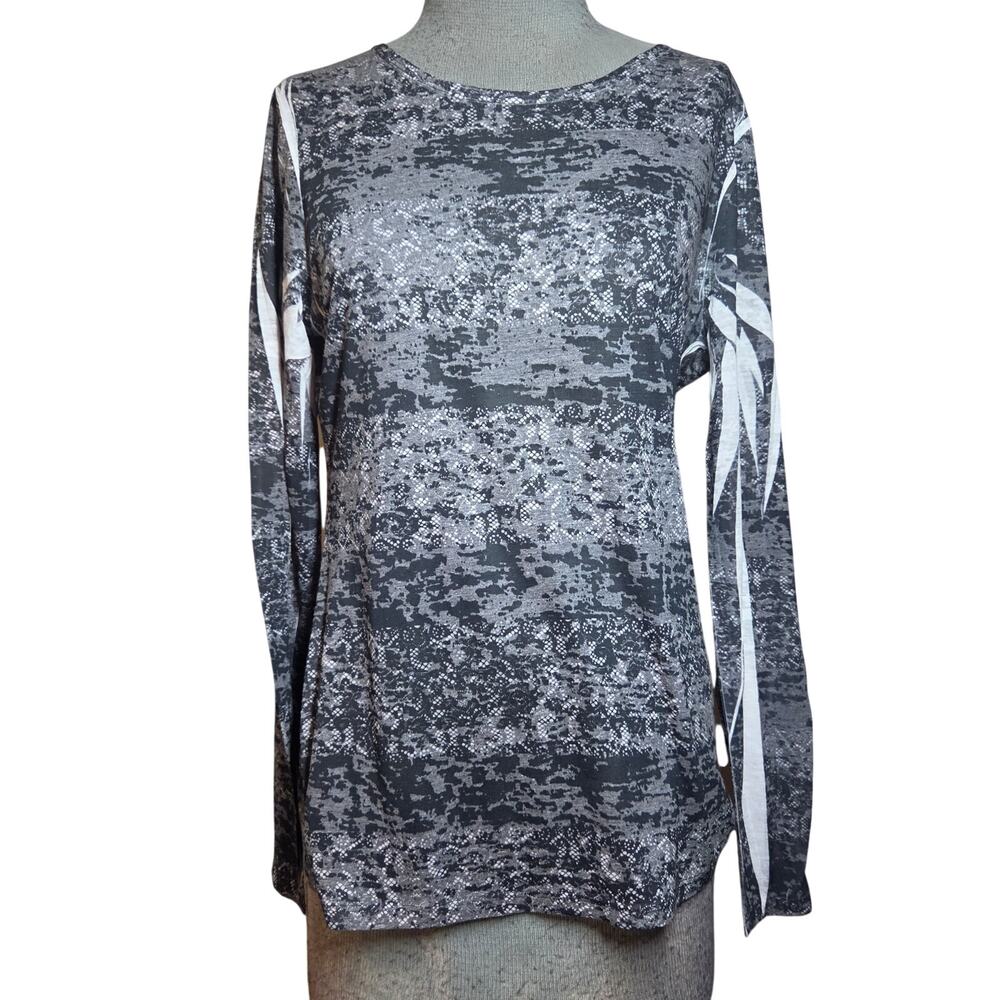 Gray Long Sleeve Top Size Medium